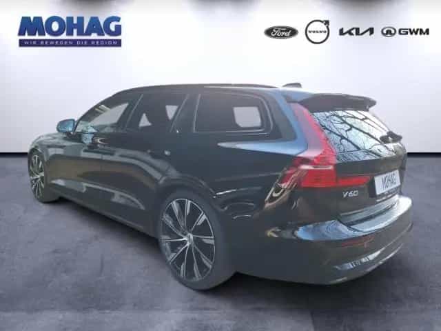 Volvo V60 B4 D Plus Dark StandHz AHK  20Zoll ACC BLIS 10/2022-photo-3