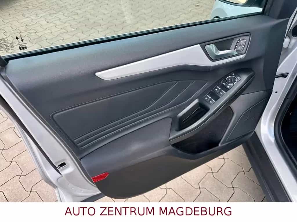 Ford Focus 1.0 Cool & Connect Nav Klima Temp LHZ SHZ 12/2019-photo-19