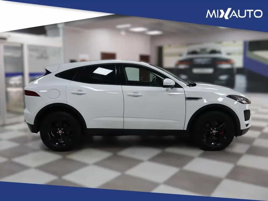 Jaguar E-Pace 2.0D I4 AWD 150CV AUTO 07/2020-photo-2