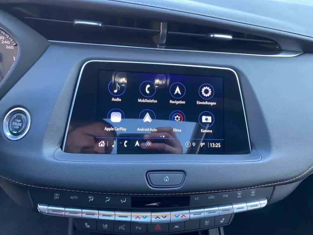 Cadillac XT4 2.0 T Sport AWD Dig.Cockpit HUD LED AHK V+H 06/2022-photo-15