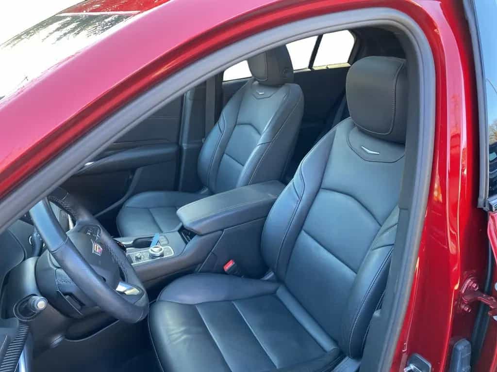 Cadillac XT4 2.0 T Sport AWD Dig.Cockpit HUD LED AHK V+H 06/2022-photo-17