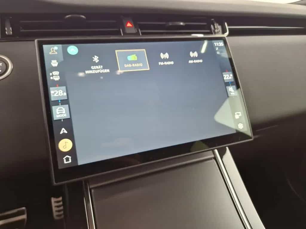 Land Rover Range Rover Rover Evoque D200 Dynamic SE Pano Black 08/2025-photo-18
