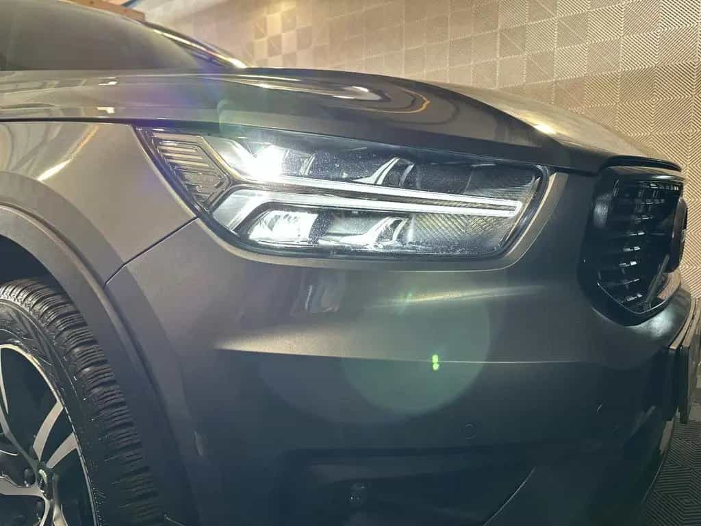 Volvo XC40 2WD*R DESIGN*LED-TEMPO-AHK-R.KAM-NAPPA-SHZ 05/2019-photo-10