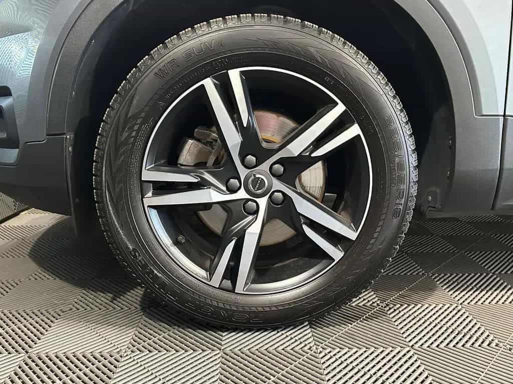 Volvo XC40 2WD*R DESIGN*LED-TEMPO-AHK-R.KAM-NAPPA-SHZ 05/2019-photo-11