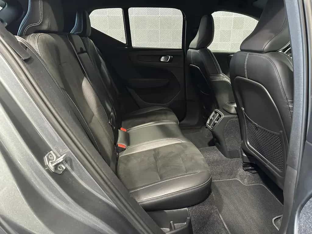 Volvo XC40 2WD*R DESIGN*LED-TEMPO-AHK-R.KAM-NAPPA-SHZ 05/2019-photo-14