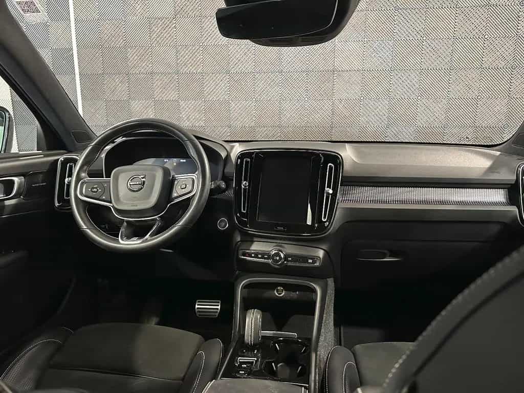 Volvo XC40 2WD*R DESIGN*LED-TEMPO-AHK-R.KAM-NAPPA-SHZ 05/2019-photo-25