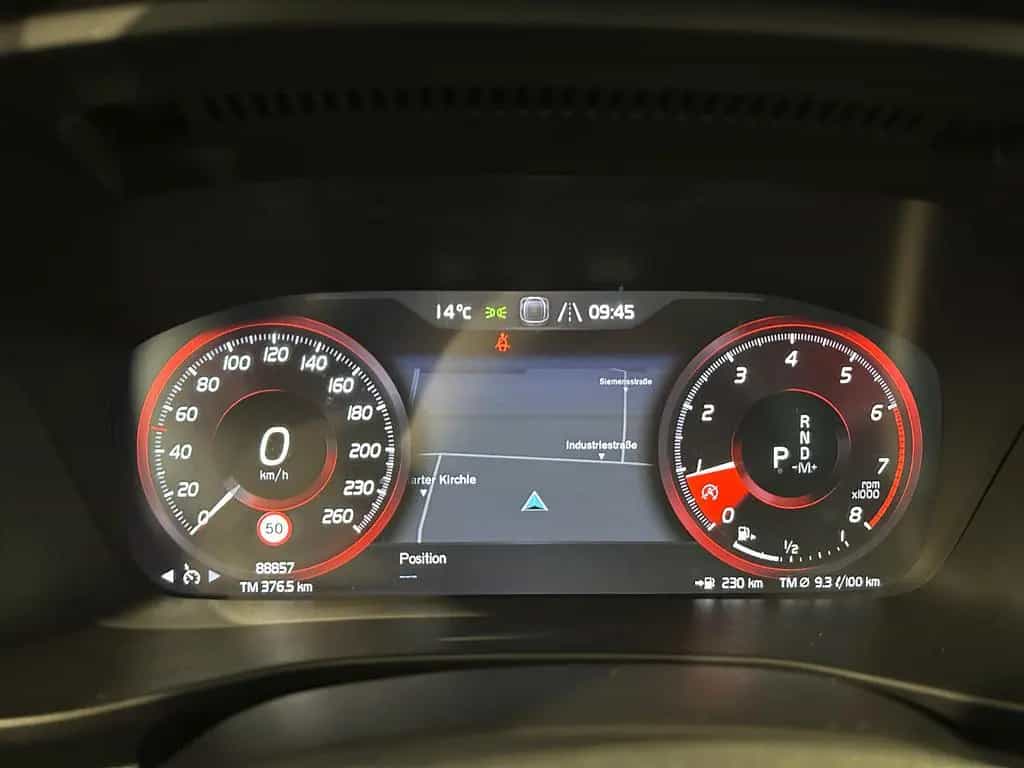 Volvo XC40 2WD*R DESIGN*LED-TEMPO-AHK-R.KAM-NAPPA-SHZ 05/2019-photo-30