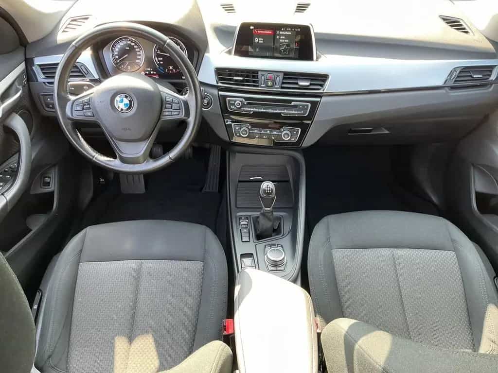 BMW X1 sDrive18i Advantage LED Kamera Navi Tempomat 03/2019-photo-10