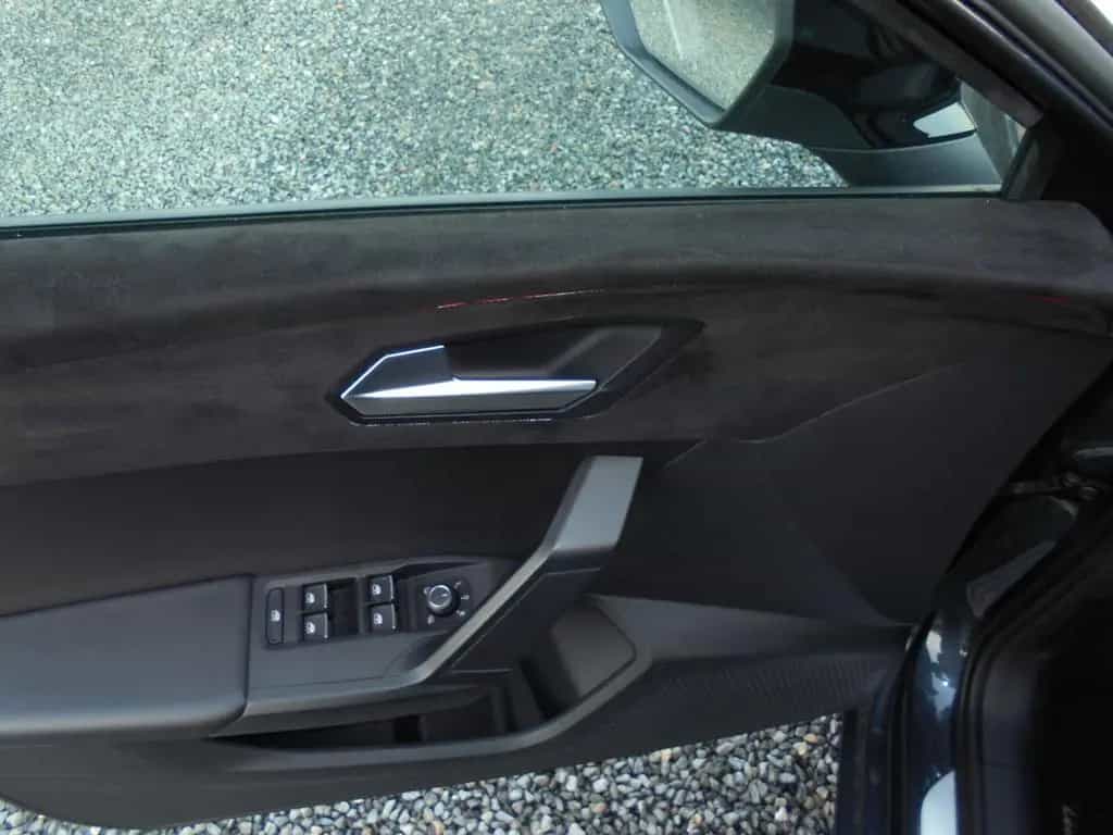 Seat Leon FR Autom*Hybrid*LED*Navi*Kamera*ACC*Kessy 10/2020-photo-19