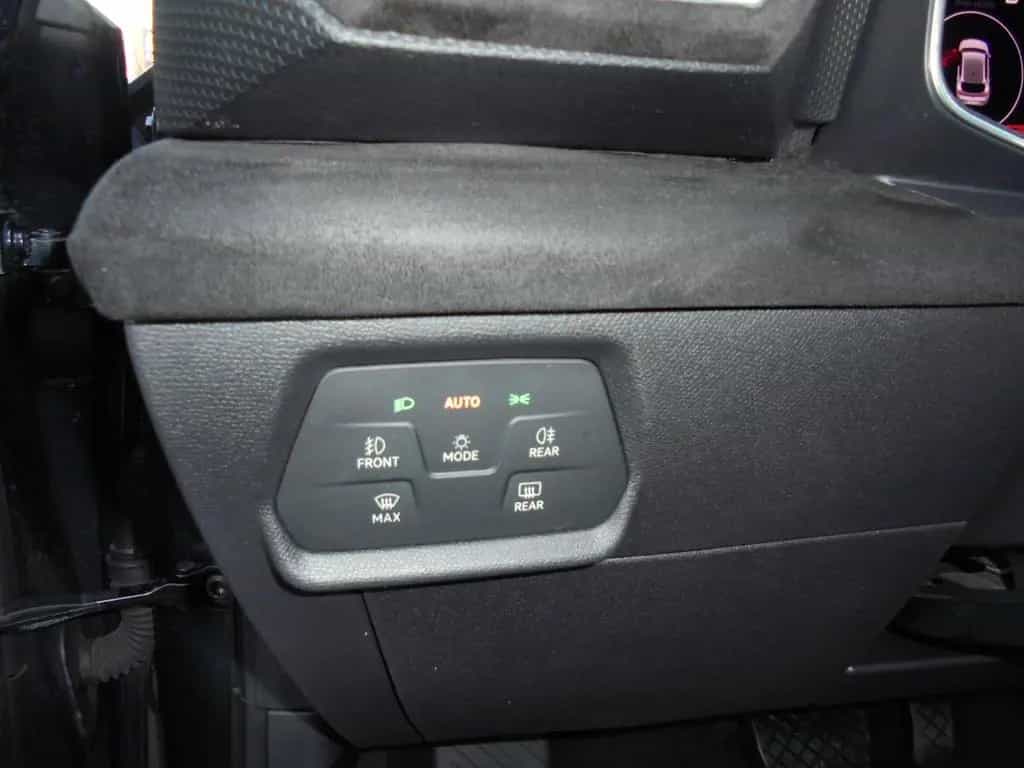 Seat Leon FR Autom*Hybrid*LED*Navi*Kamera*ACC*Kessy 10/2020-photo-21