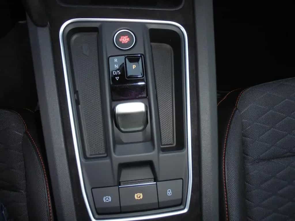 Seat Leon FR Autom*Hybrid*LED*Navi*Kamera*ACC*Kessy 10/2020-photo-23