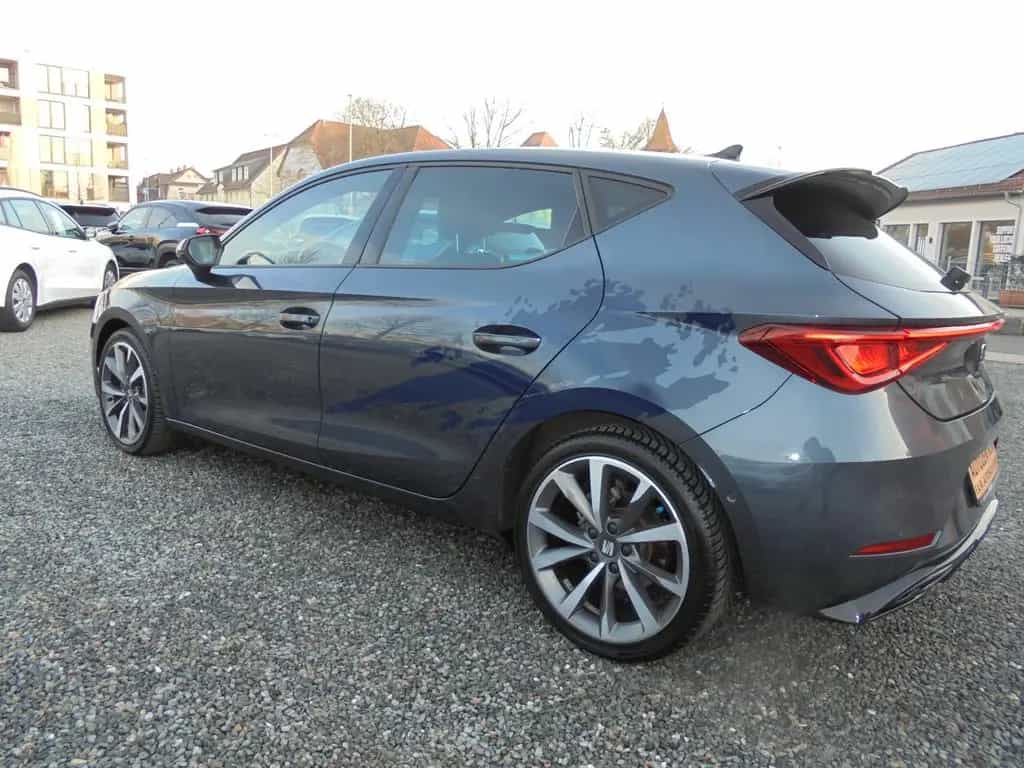 Seat Leon FR Autom*Hybrid*LED*Navi*Kamera*ACC*Kessy 10/2020-photo-6