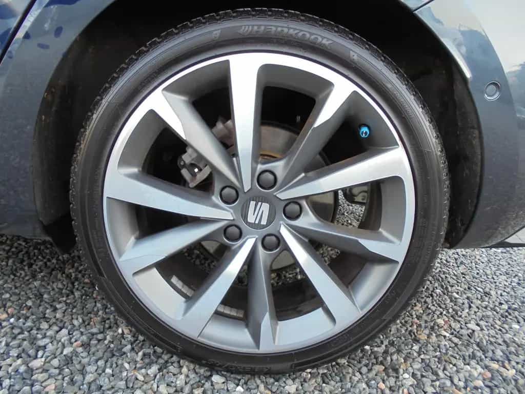 Seat Leon FR Autom*Hybrid*LED*Navi*Kamera*ACC*Kessy 10/2020-photo-9