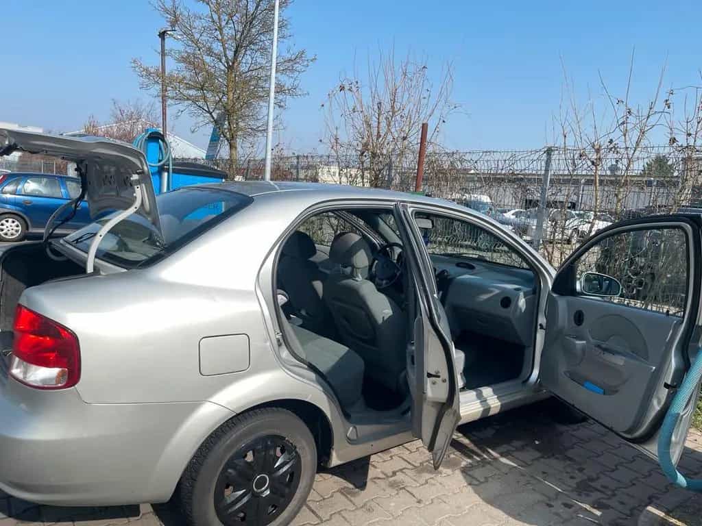 Chevrolet Kalos 1.4 SX -105 ps-TÜV bis 06... 06/2005-photo-3