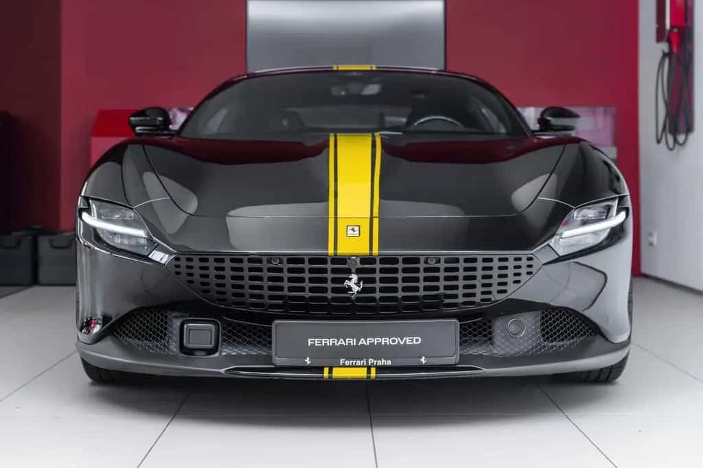Ferrari Roma Coupe 05/2023-photo-1