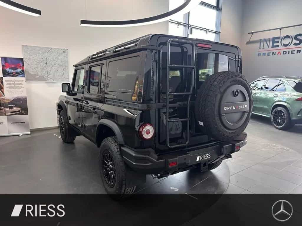 INEOS Grenadier Station Wagon Black Edition MY26 null-photo-14