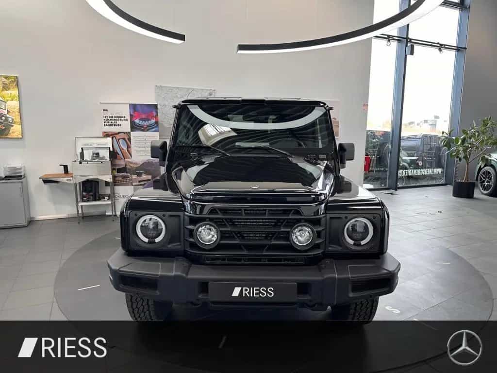 INEOS Grenadier Station Wagon Black Edition MY26 null-photo-2