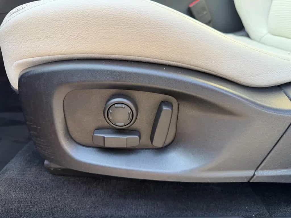 Jaguar E-Pace R-Dynamic S AWD*306°KAMERA*PANO*MEMORY* 05/2018-photo-30