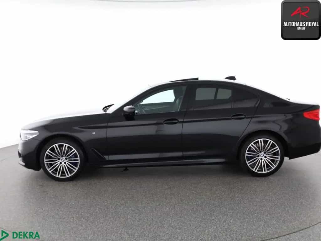 BMW 5 Series 540 i xDrive M SPORT SHADOW HUD,360GRAD,STANDHZ 07/2020-photo-1