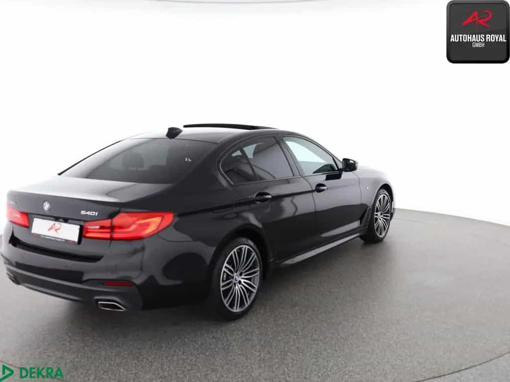 BMW 5 Series 540 i xDrive M SPORT SHADOW HUD,360GRAD,STANDHZ 07/2020-photo-4