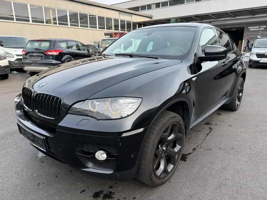 BMW X6 xDrive50i 08/2010-photo-0
