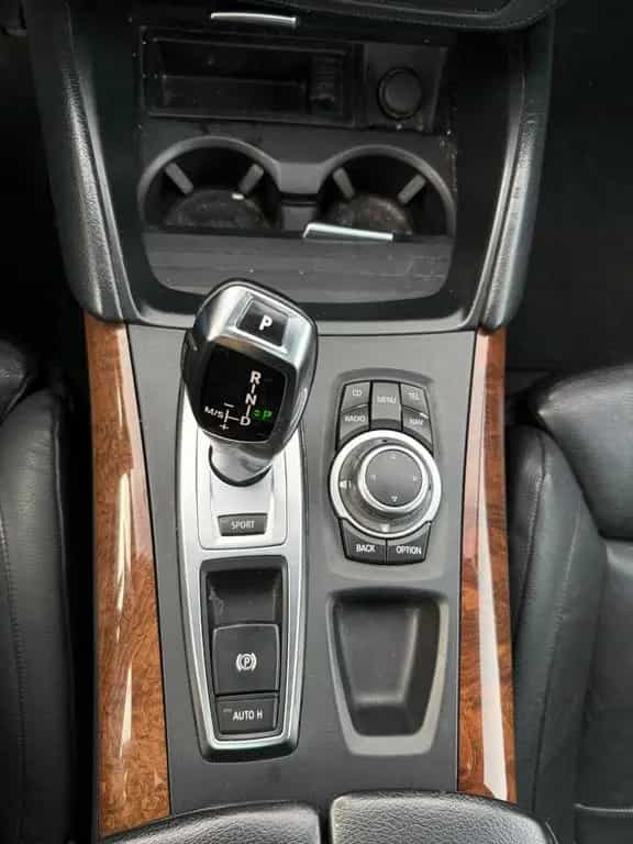 BMW X6 xDrive50i 08/2010-photo-6