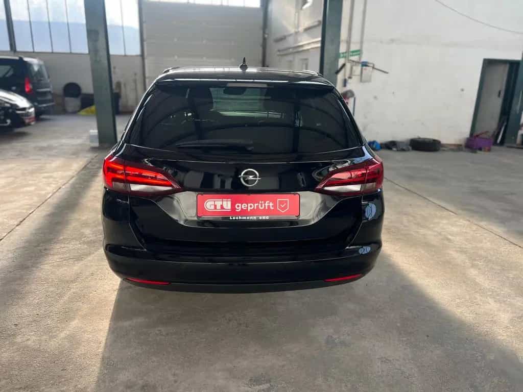 Opel Astra K Sports Tourer Ultimate Start/Stop 11/2021-photo-4