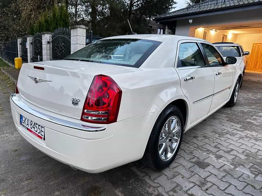 Chrysler 300C 5.7 V8 HEMI. Zustand eines neuen Autos. 07/2008-photo-6