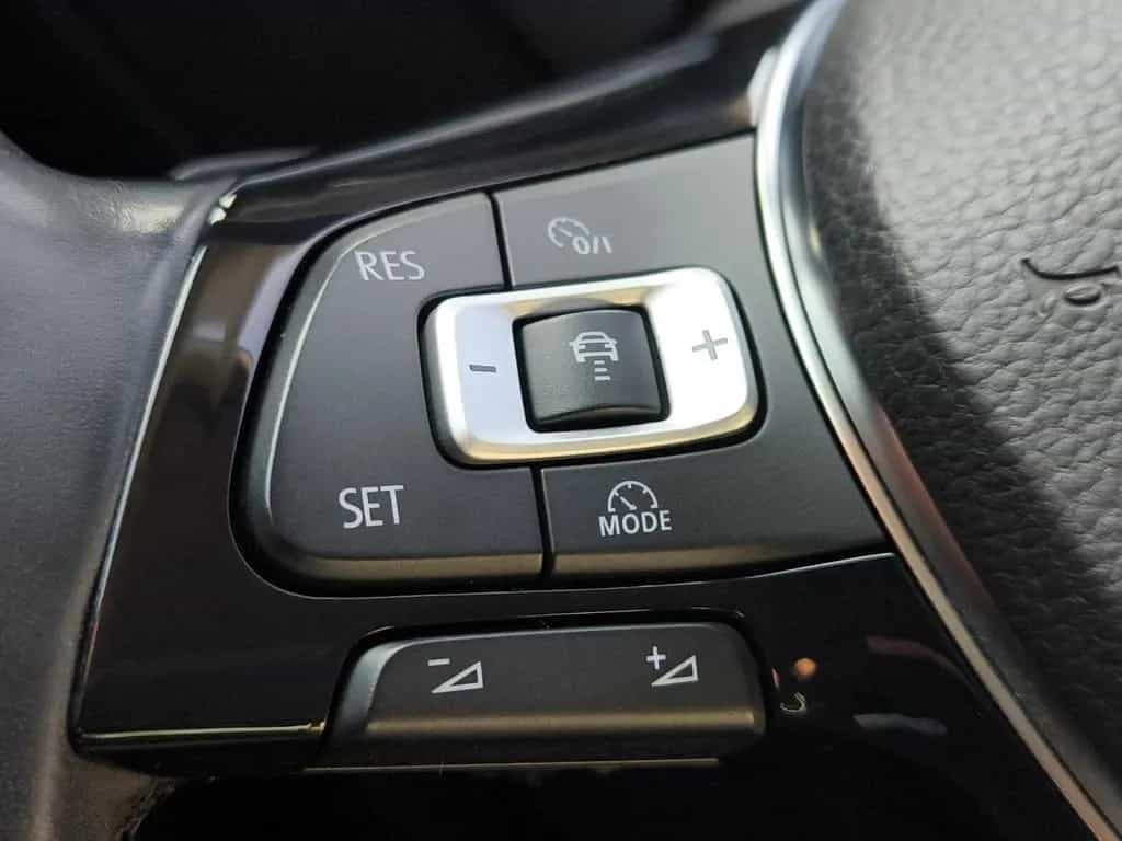 Volkswagen Passat Variant Highline *LED*AHK*ACC*SHZ*Kamera* 11/2017-photo-16