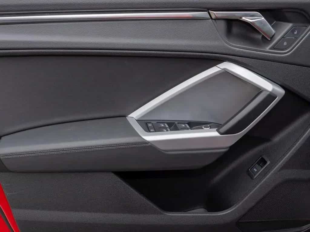 Audi Q3 Sportback 35 TFSI S line Panorama PDC+ GRA 01/2023-photo-22