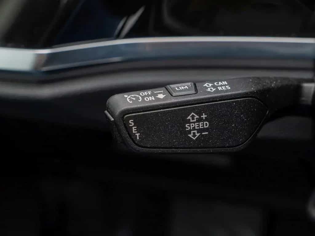 Audi Q3 Sportback 35 TFSI S line Panorama PDC+ GRA 01/2023-photo-23