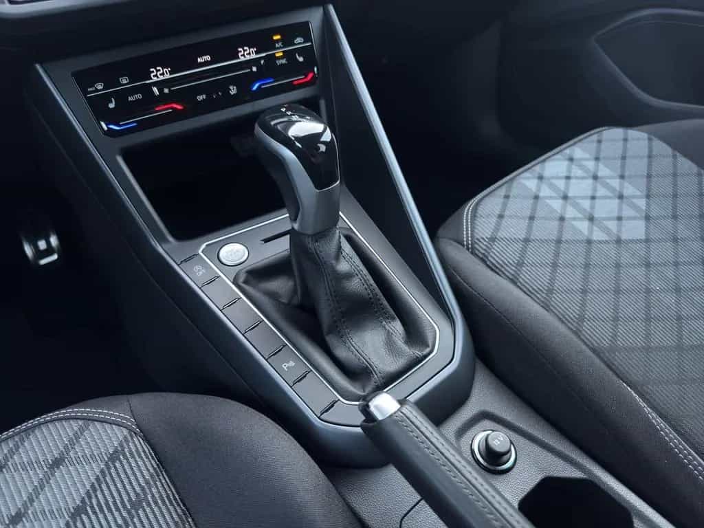 Volkswagen Taigo R-Line *Matrix-LED*Navi*Virtual*ACC*AHK* 07/2023-photo-15