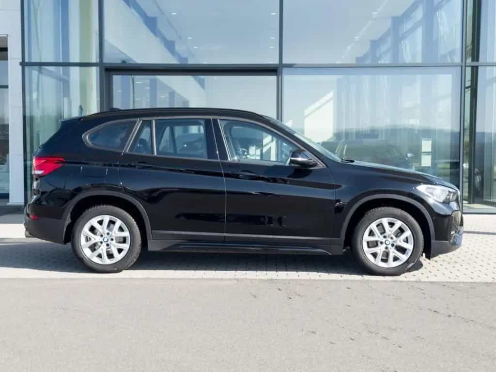 BMW X1 sDrive20i Sport Line LED+PDC+SHZ+Navi+DAB 12/2019-photo-6
