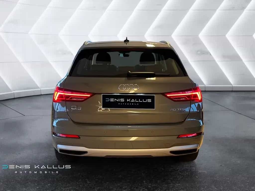 Audi Q3 40 2,0 TFSI quattro advanced/Automati/Virtual 03/2019-photo-3