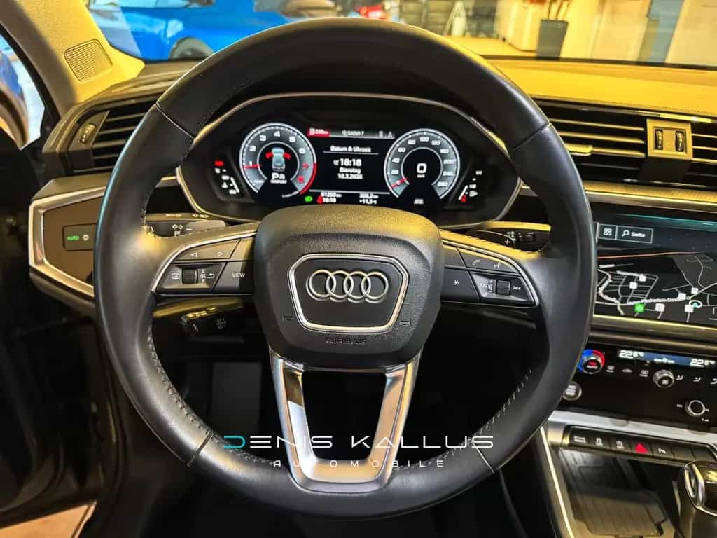 Audi Q3 40 2,0 TFSI quattro advanced/Automati/Virtual 03/2019-photo-5