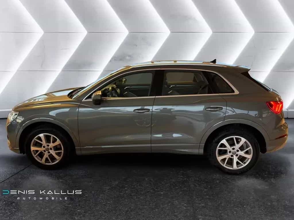 Audi Q3 40 2,0 TFSI quattro advanced/Automati/Virtual 03/2019-photo-8