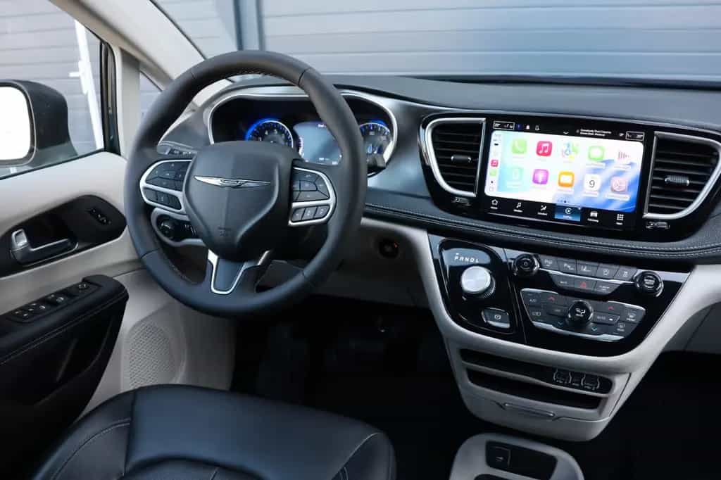 Chrysler Pacifica 3.6/ACC/360°/CarPlay/SHZ/LHZ/TOTW/SPUR 10/2023-photo-27