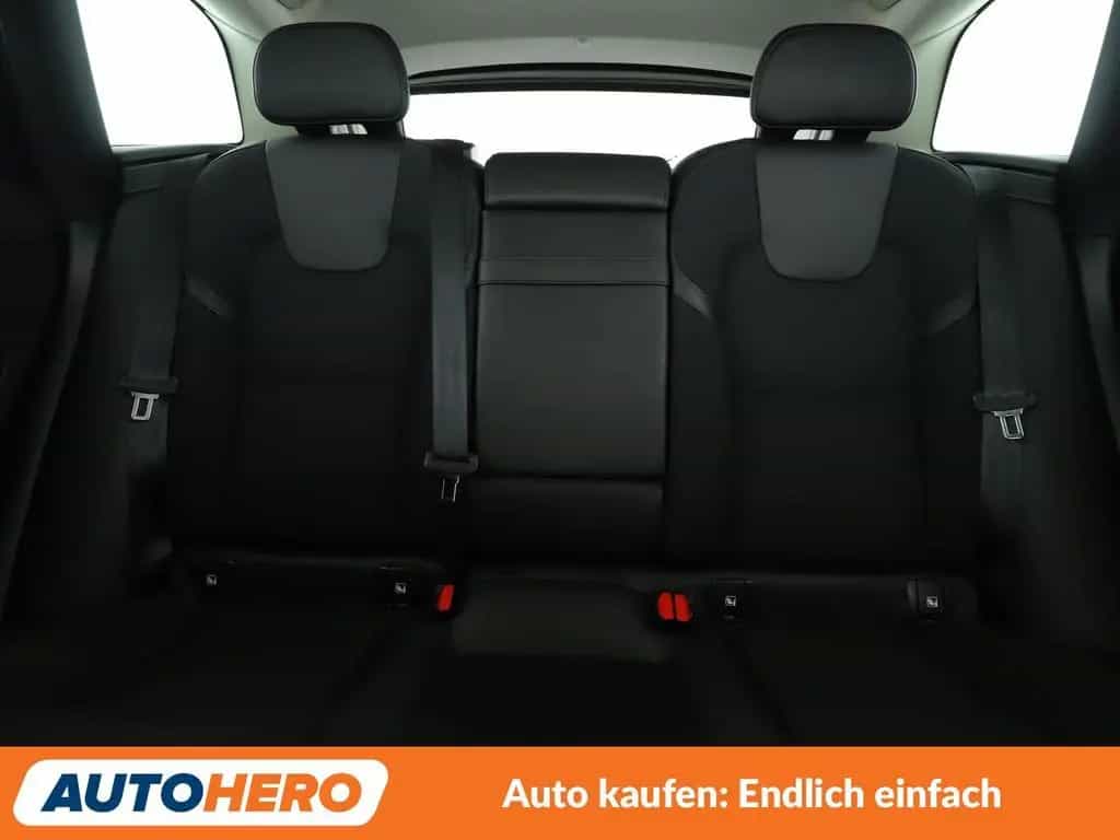 Volvo XC60 2.0 D4 Momentum 2WD Aut.*NAVI*LED*360CAM* 12/2018-photo-15