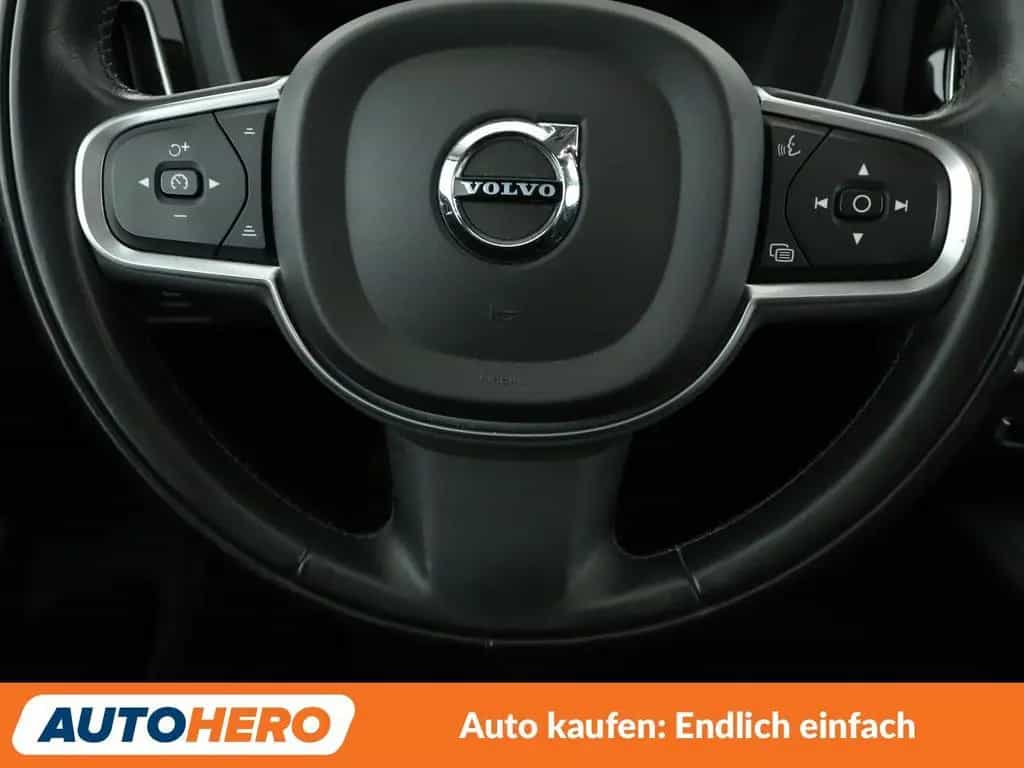 Volvo XC60 2.0 D4 Momentum 2WD Aut.*NAVI*LED*360CAM* 12/2018-photo-18