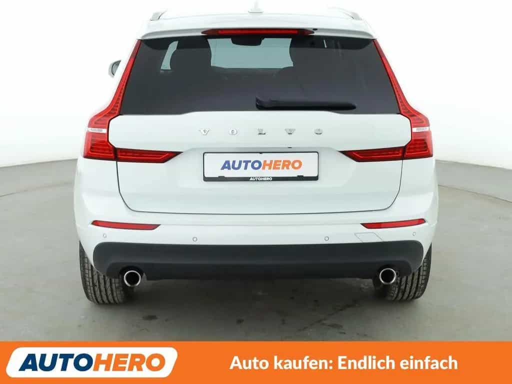 Volvo XC60 2.0 D4 Momentum 2WD Aut.*NAVI*LED*360CAM* 12/2018-photo-4