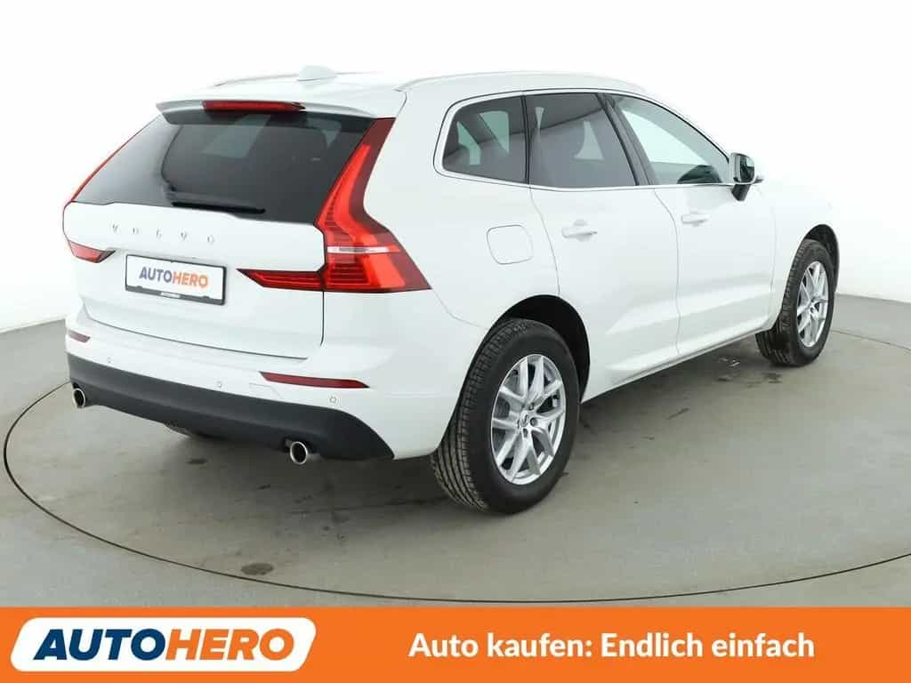 Volvo XC60 2.0 D4 Momentum 2WD Aut.*NAVI*LED*360CAM* 12/2018-photo-5