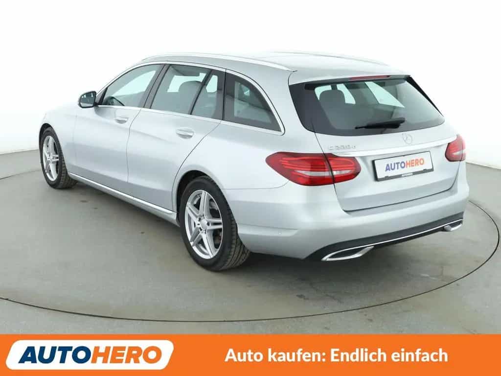 Mercedes-Benz C-Class C 220 d T Avantgarde Aut.*NAVI*LED*CAM* 11/2018-photo-3