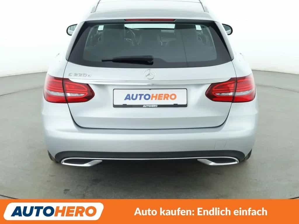 Mercedes-Benz C-Class C 220 d T Avantgarde Aut.*NAVI*LED*CAM* 11/2018-photo-4