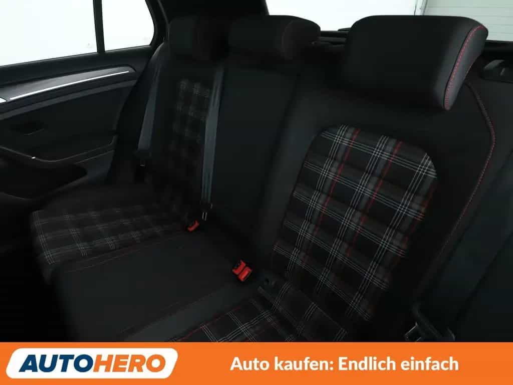 Volkswagen Golf VII 2.0 TSI GTI Performance BM*LED*PDC*SHZ* 11/2019-photo-13
