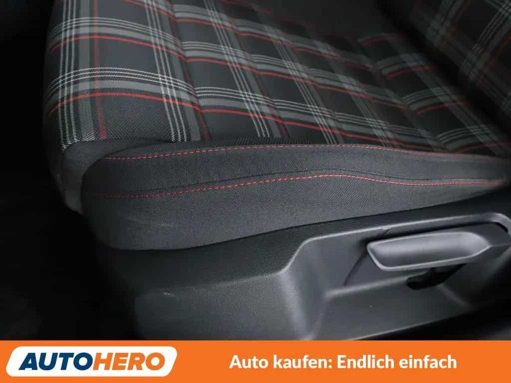 Volkswagen Golf VII 2.0 TSI GTI Performance BM*LED*PDC*SHZ* 11/2019-photo-27