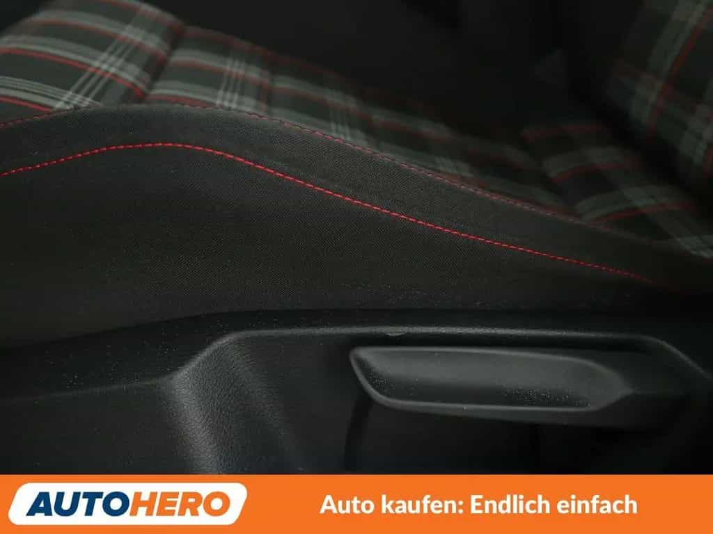 Volkswagen Golf VII 2.0 TSI GTI Performance BMT Aut.*NAVI* 09/2019-photo-25