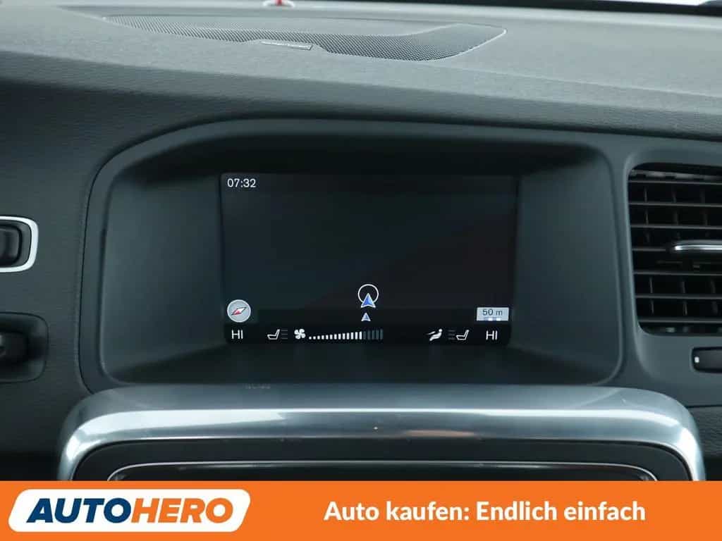 Volvo S60 Cross Country 2.4 D4 Summum AWD Aut.*NAVI* 12/2016-photo-20