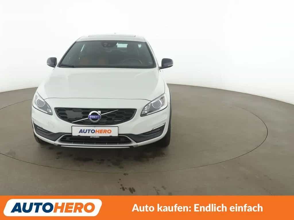 Volvo S60 Cross Country 2.4 D4 Summum AWD Aut.*NAVI* 12/2016-photo-8
