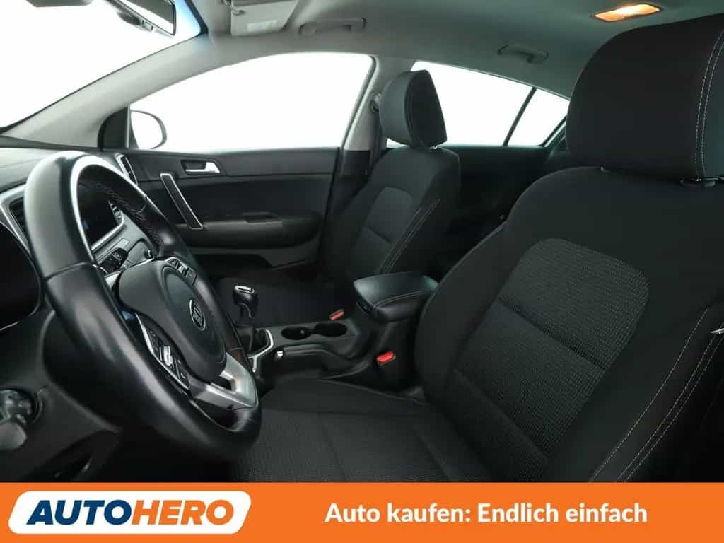 Kia Sportage 1.6 GDI Black Edition 2WD*NAVI*TEMPO* 09/2021-photo-9