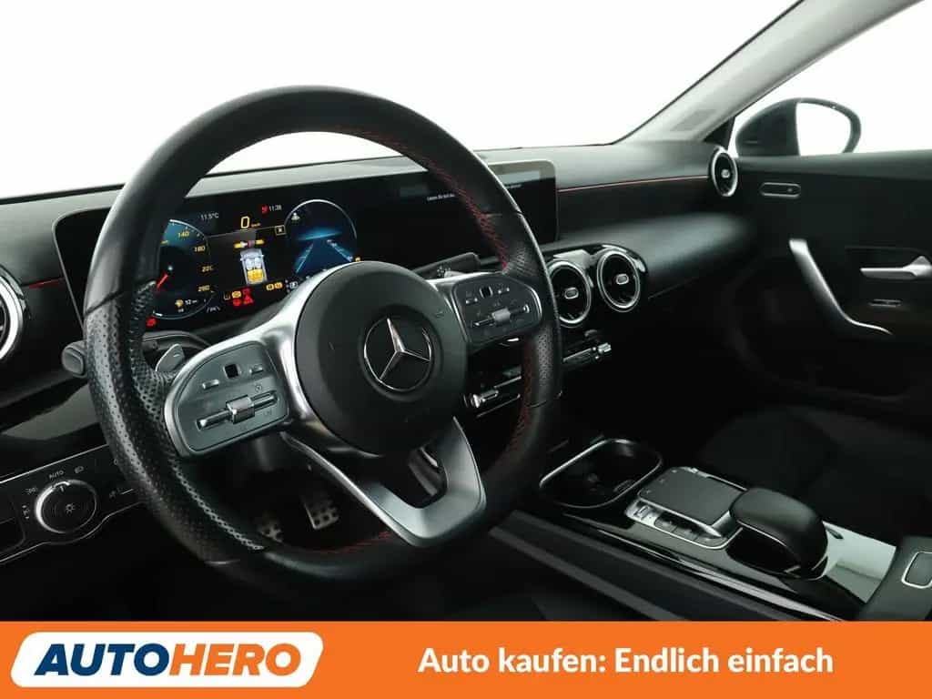 Mercedes-Benz A-Class AMG Line Aut.*LED*NAVI*TEMPO*CAM*PDC*SHZ* 05/2019-photo-10